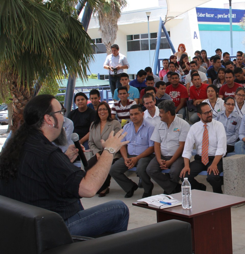 DAVID PASTOR VICO ( https://vico.mx )